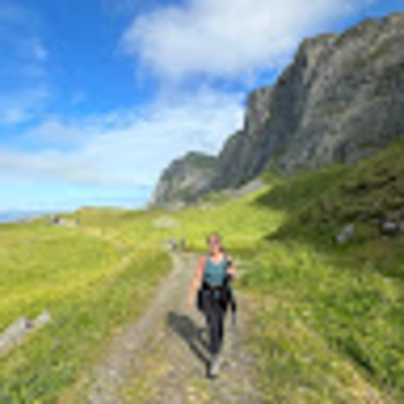 Meet your Posher, J - Picture 1 of 1